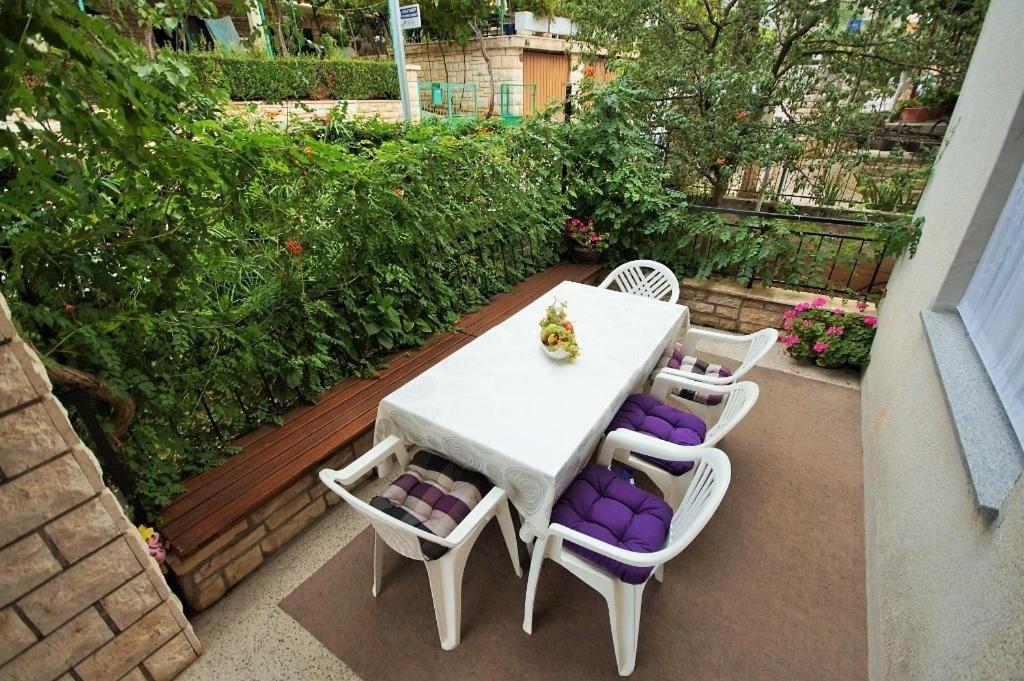 With Wifi - 13830 Apartment